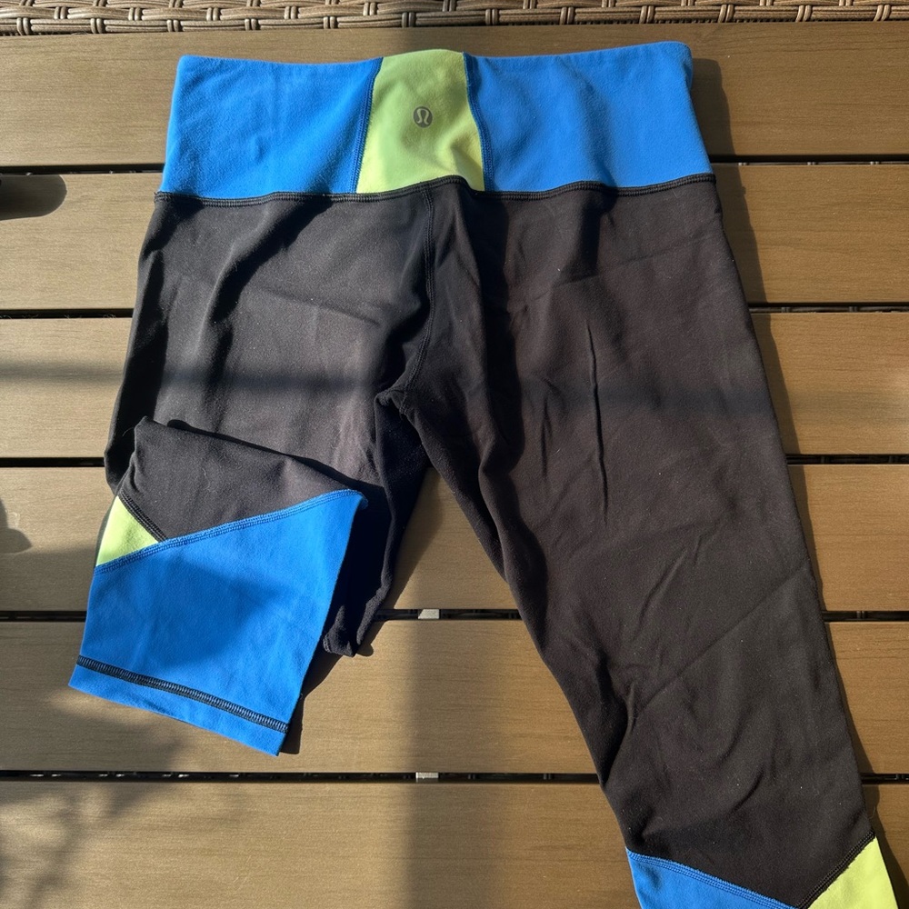 Lululemon Embody Crop Leggings